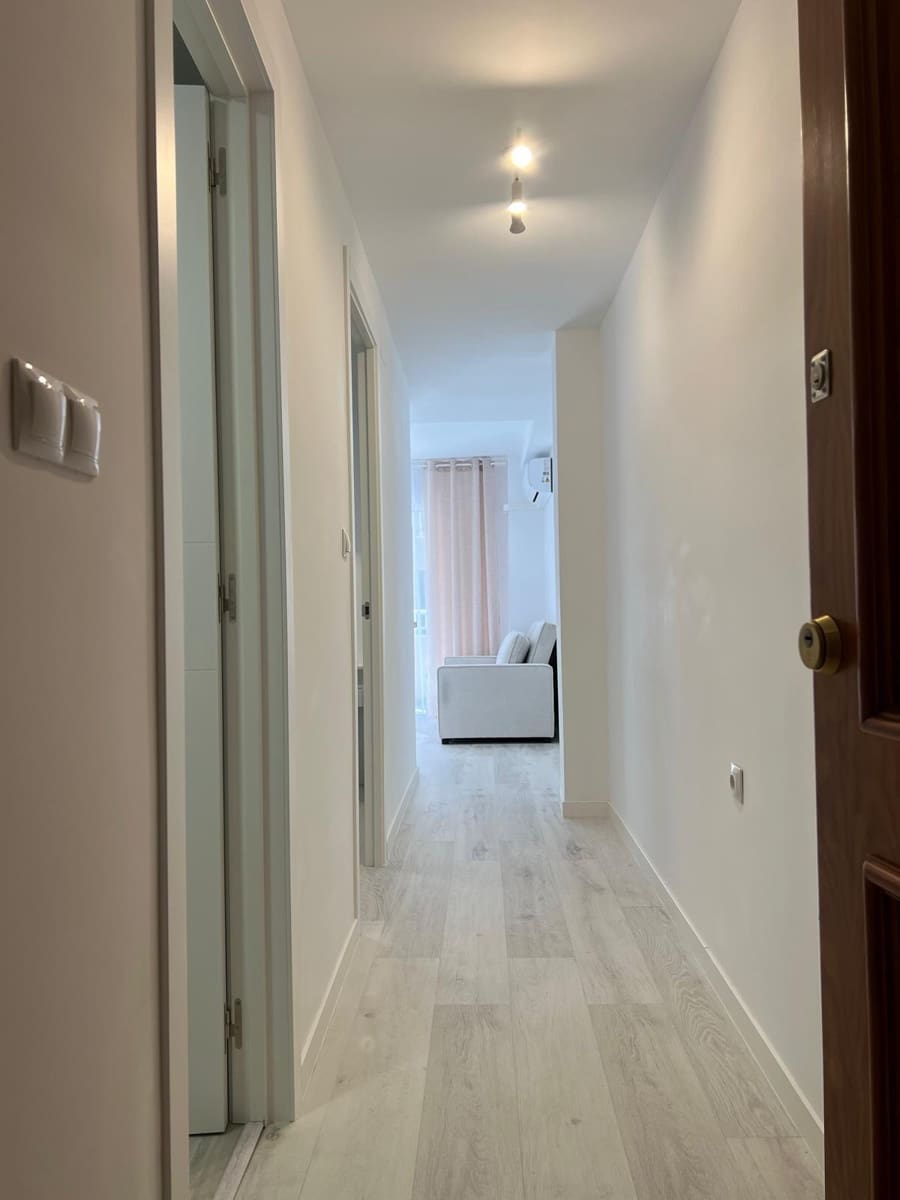 Apartamento de 1 habitación en Torrevieja en venta - 131.500 € (Ref: 9730280)