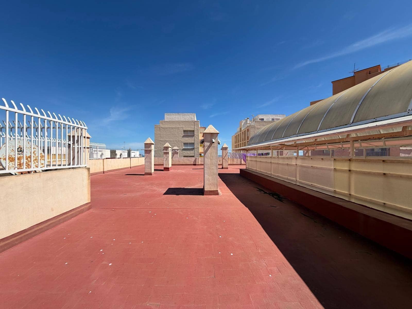 2 quarto Apartamento para venda em Torrevieja - 179 900 € (Ref: 9732427)