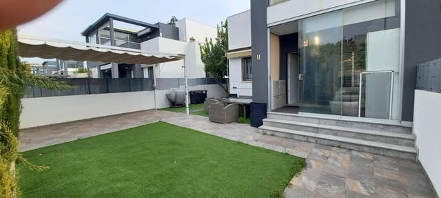 3 makuuhuone Rivitalo myytävänä paikassa Aguas Nuevas, Torrevieja mukana uima-altaan - 349 990 € (Ref: 9735815)