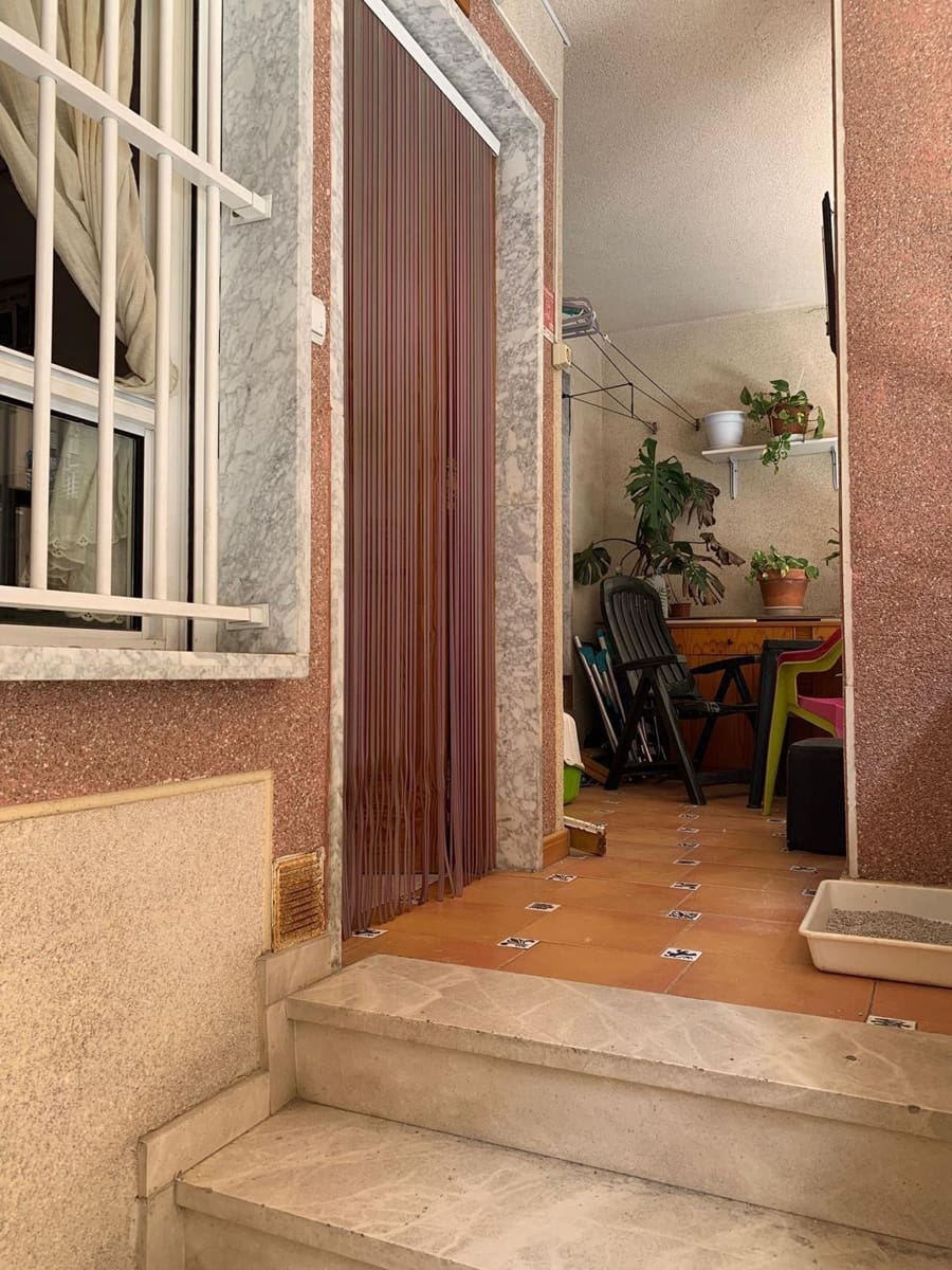 1 Zimmer Apartment zu verkaufen in Torrevieja - 95.000 € (Ref: 9739036)