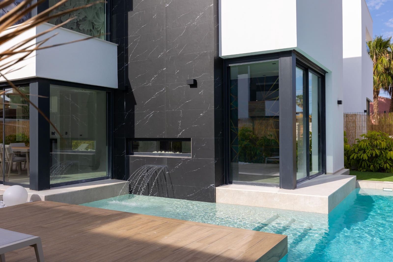 3 soverom Villa til salgs i Torrevieja med svømmebasseng - € 639 000 (Ref: 9744176)