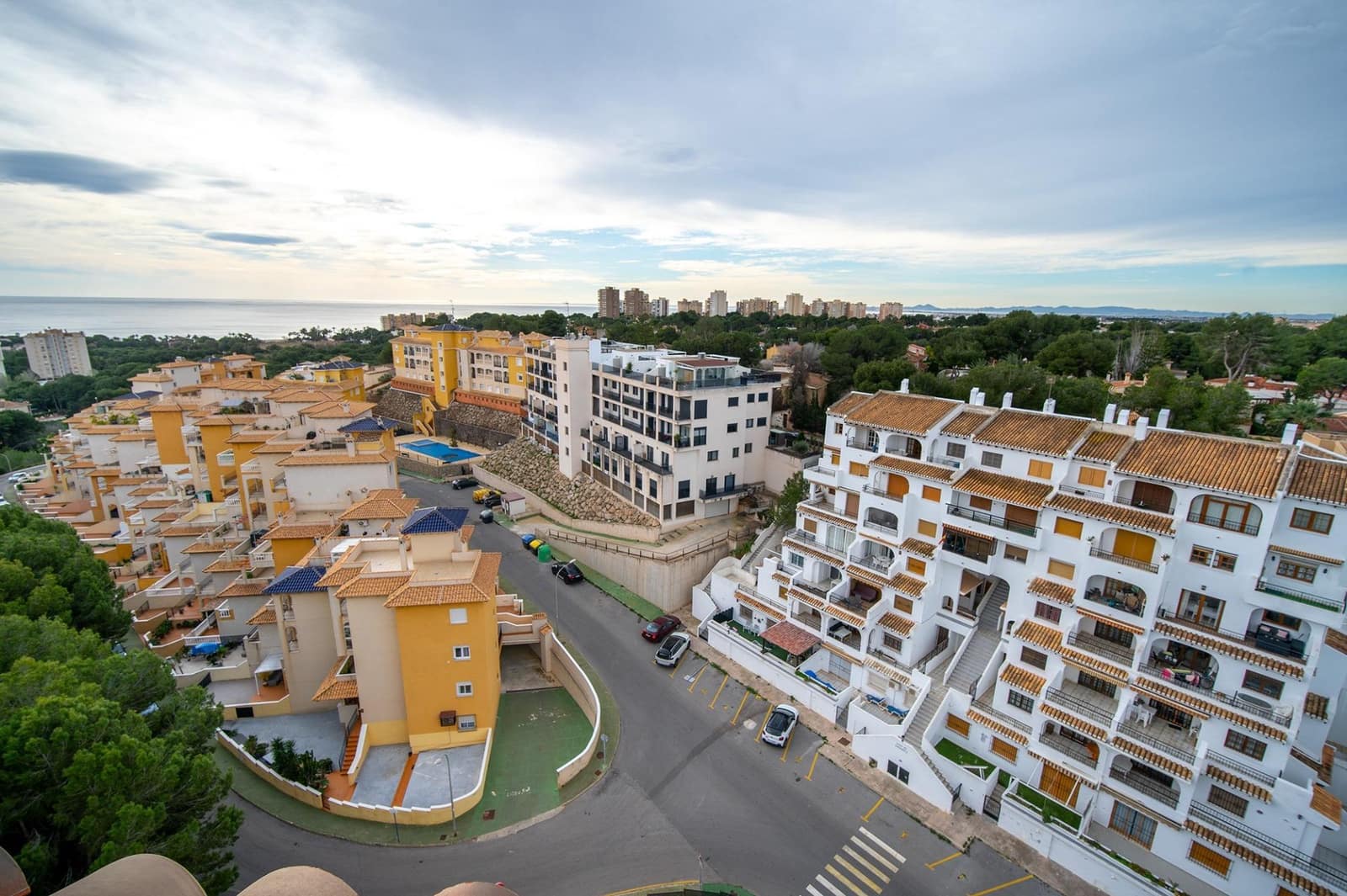 3 bedroom Penthouse for sale in Orihuela Costa with pool garage - € 304,900 (Ref: 9745321)