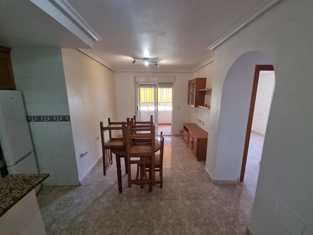2 slaapkamer Appartement te koop in Nueva Torrevieja, Torrevieja met zwembad - € 125.000 (Ref: 9745322)
