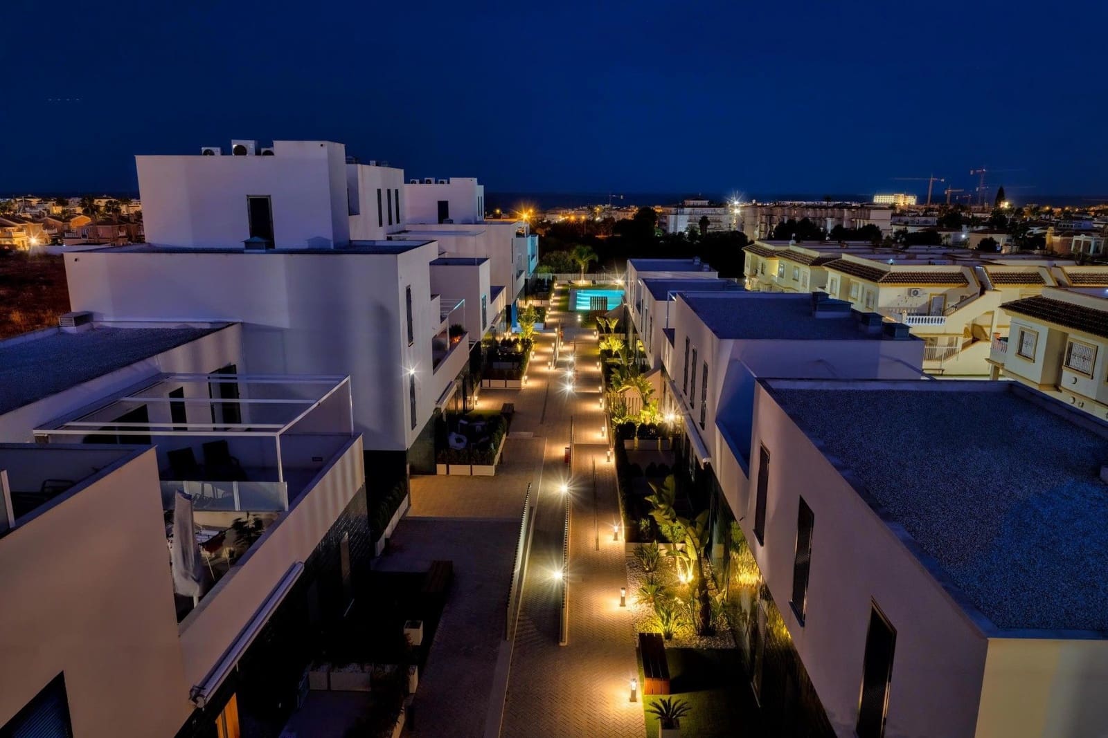 1 soveværelse Lejlighed til salg i Playa Flamenca med swimmingpool - € 229.000 (Ref: 9752285)