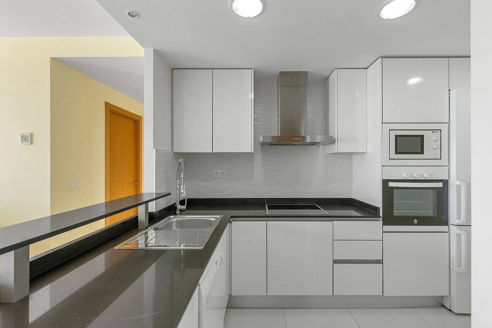 2 soveværelse Penthouse til salg i Punta Prima - € 699.000 (Ref: 9755946)