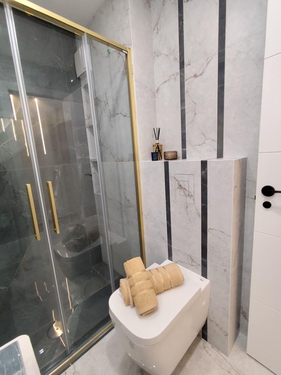 2 chambre Appartement à vendre à Torrevieja avec piscine - 180 000 € (Ref: 9755947)