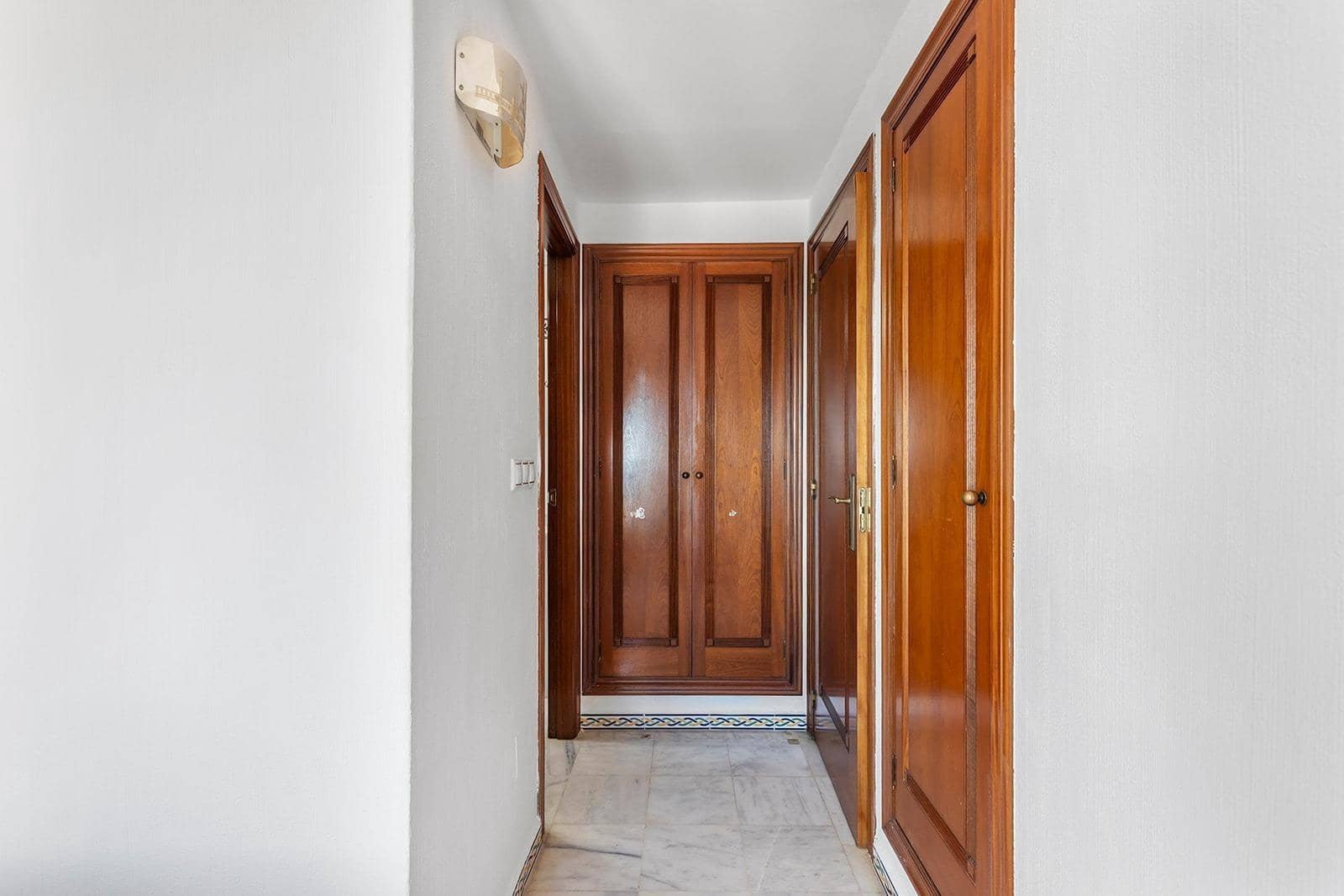 2 chambre Appartement à vendre à Torrevieja avec piscine - 275 000 € (Ref: 9755948)