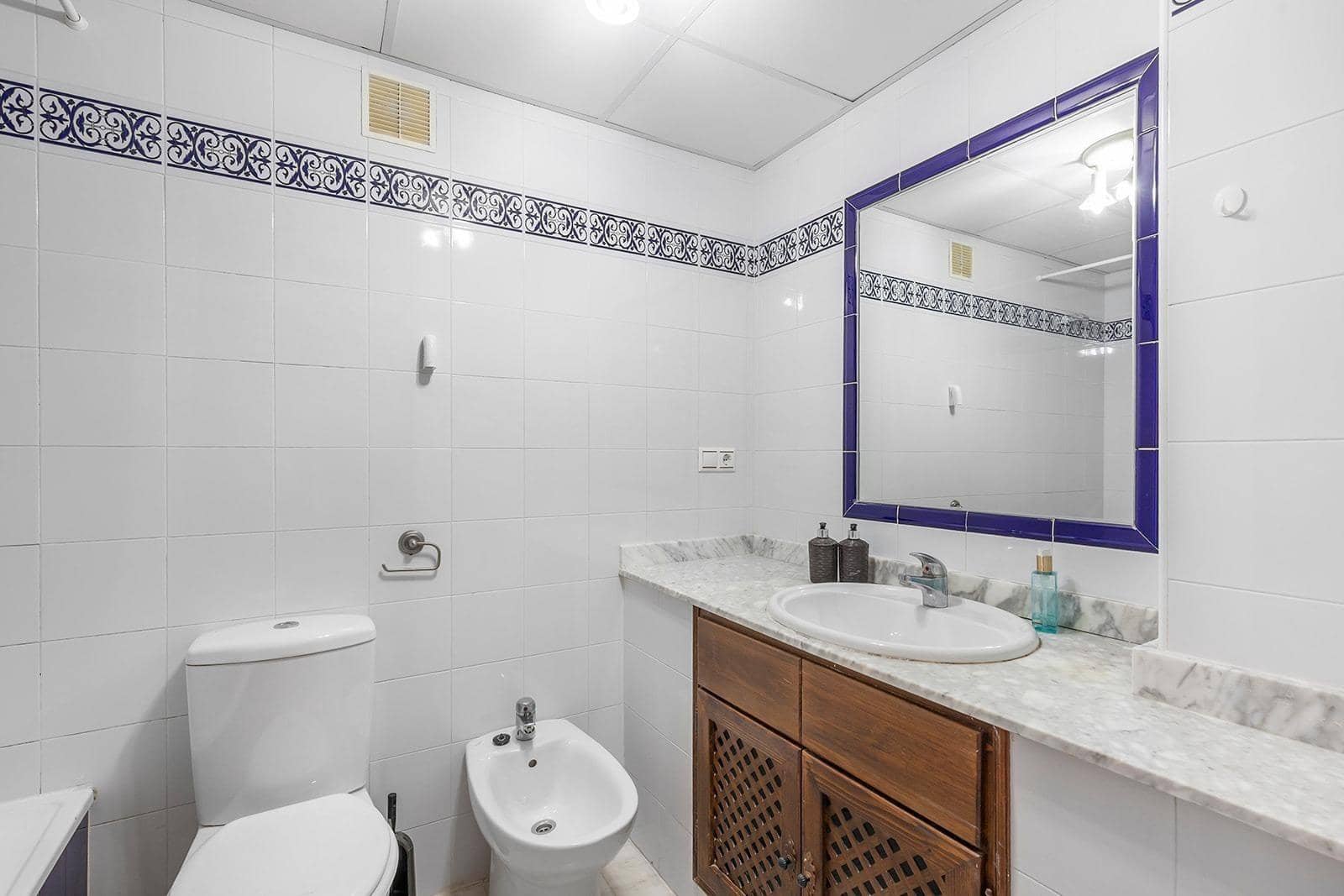 2 chambre Appartement à vendre à Torrevieja avec piscine - 275 000 € (Ref: 9755948)