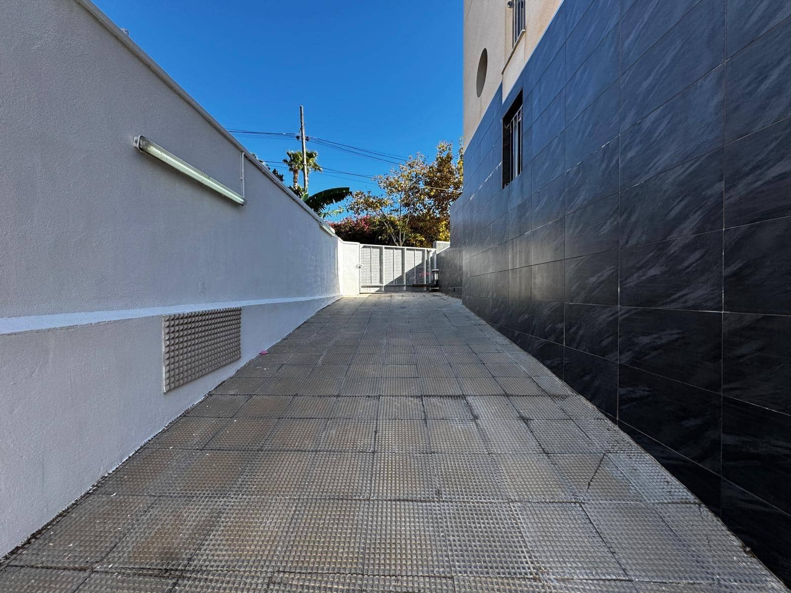 3 soveværelse Lejlighed til salg i Torrevieja med garage - € 285.000 (Ref: 9755950)