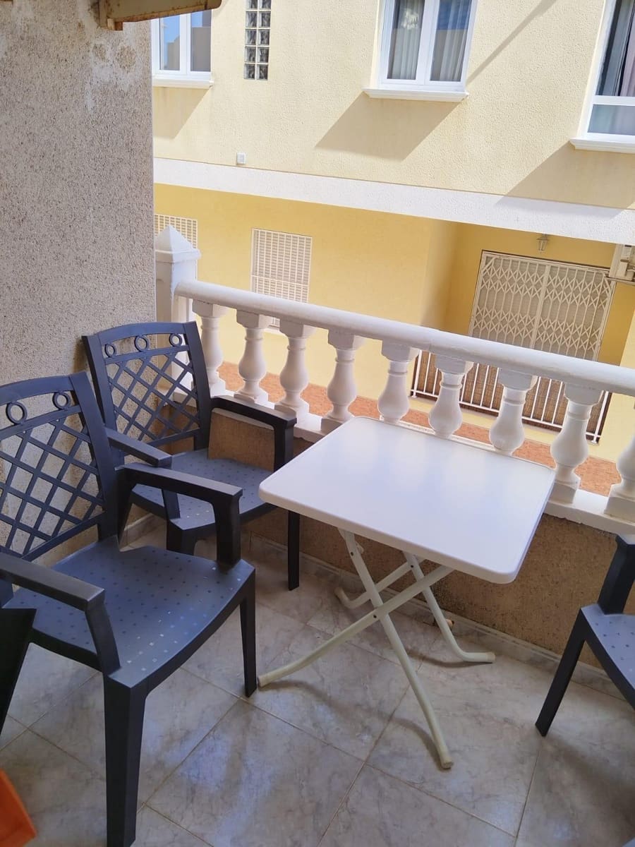 2 soveværelse Lejlighed til salg i Torrevieja - € 150.000 (Ref: 9755952)