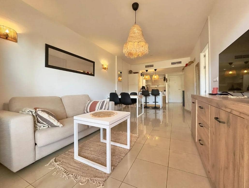 Apartamento de 2 habitaciones en Playa Flamenca en venta con piscina - 239.000 € (Ref: 9762160)