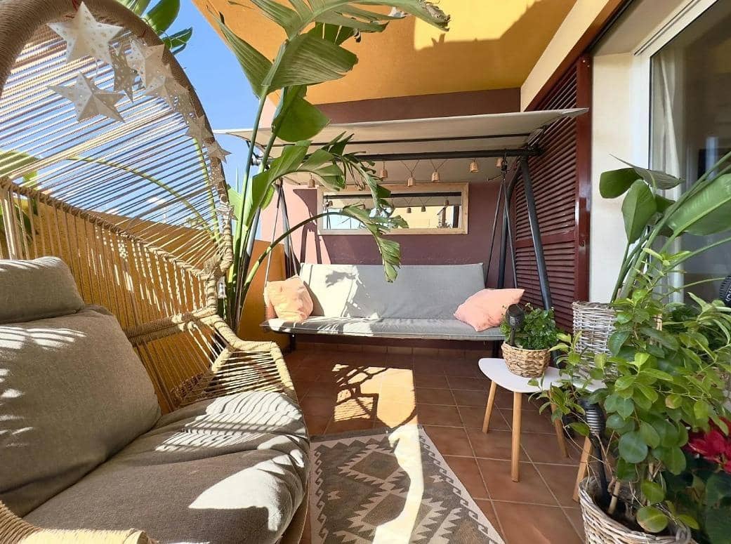 Apartamento de 2 habitaciones en Playa Flamenca en venta con piscina - 239.000 € (Ref: 9762160)