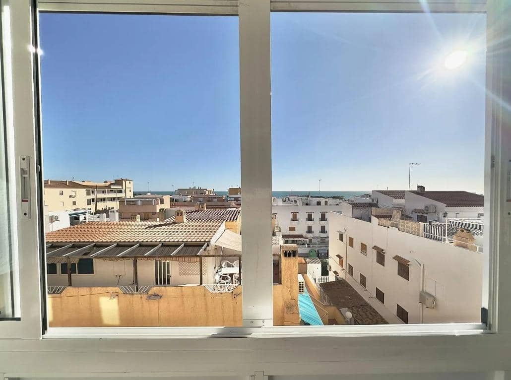 Studio for sale in La Mata with pool - € 119,900 (Ref: 9762161)