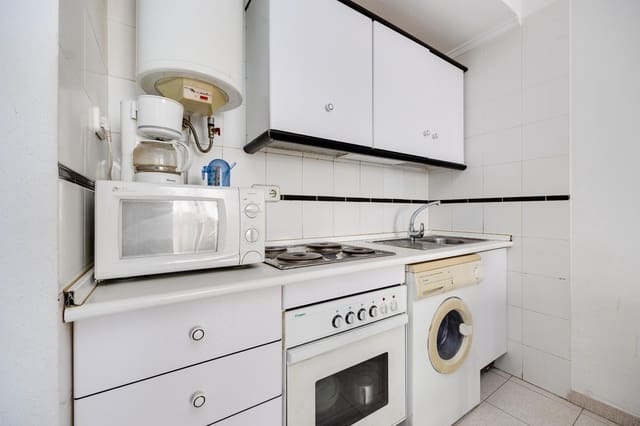 1 sypialnia Apartament na sprzedaż w Playa del Acequión, Torrevieja z basenem - 109 500 € (Ref: 9763706)