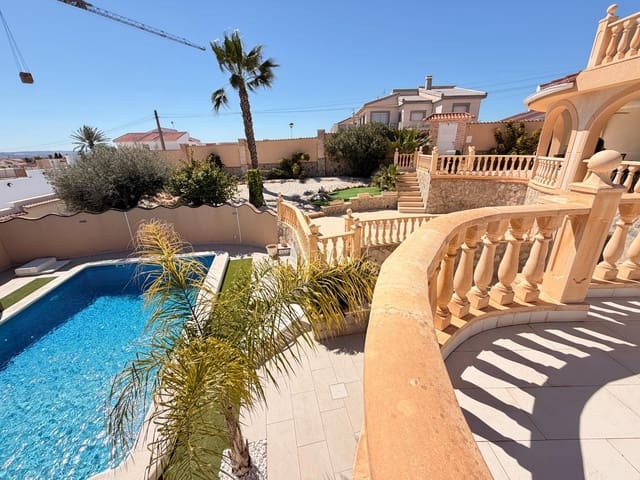 5 sypialnia Willa na sprzedaż w Ciudad Quesada, Rojales z basenem - 749 900 € (Ref: 9765152)