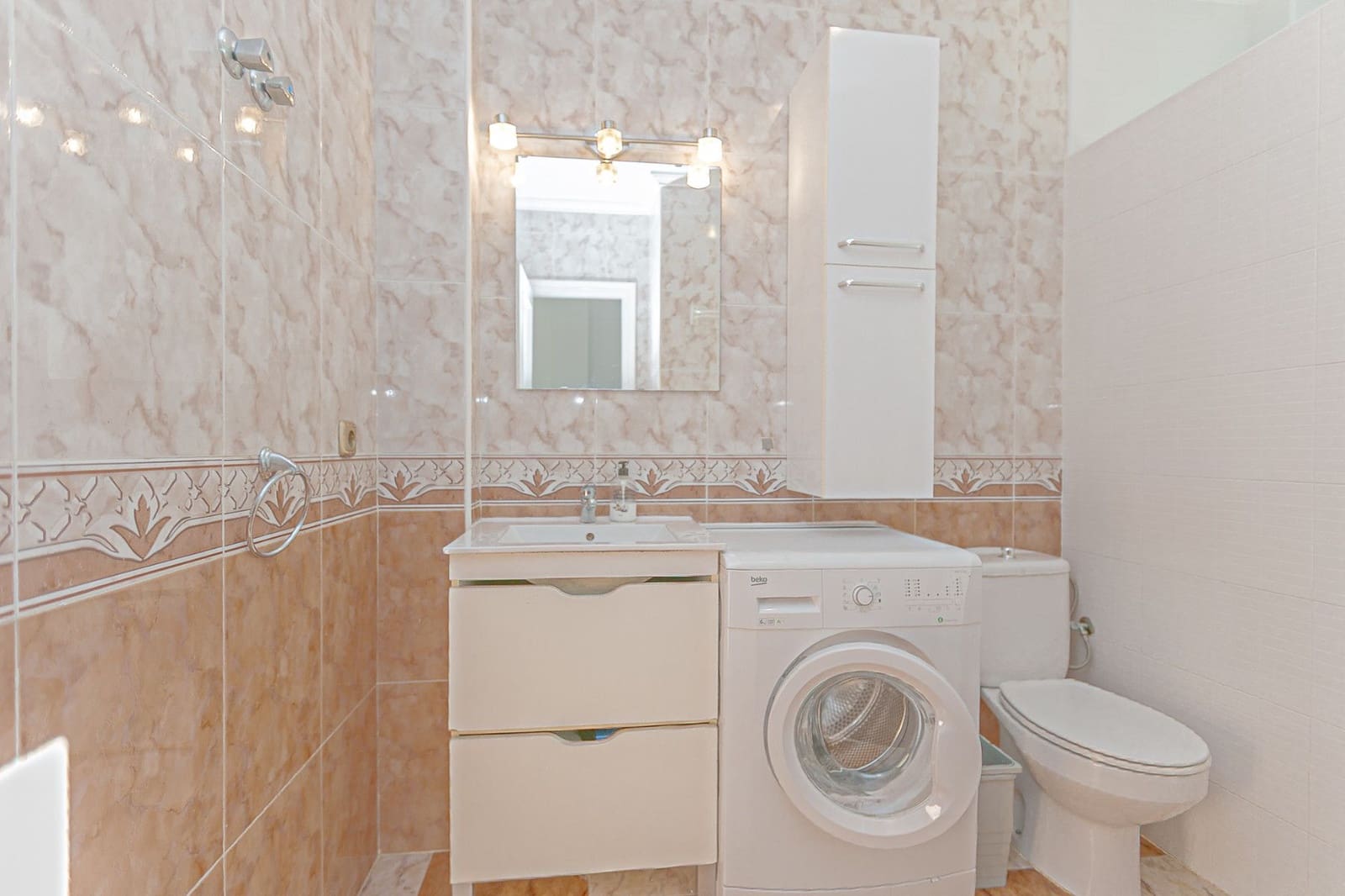 3 slaapkamer Flat te koop in Playa Flamenca met zwembad - € 224.500 (Ref: 9765153)