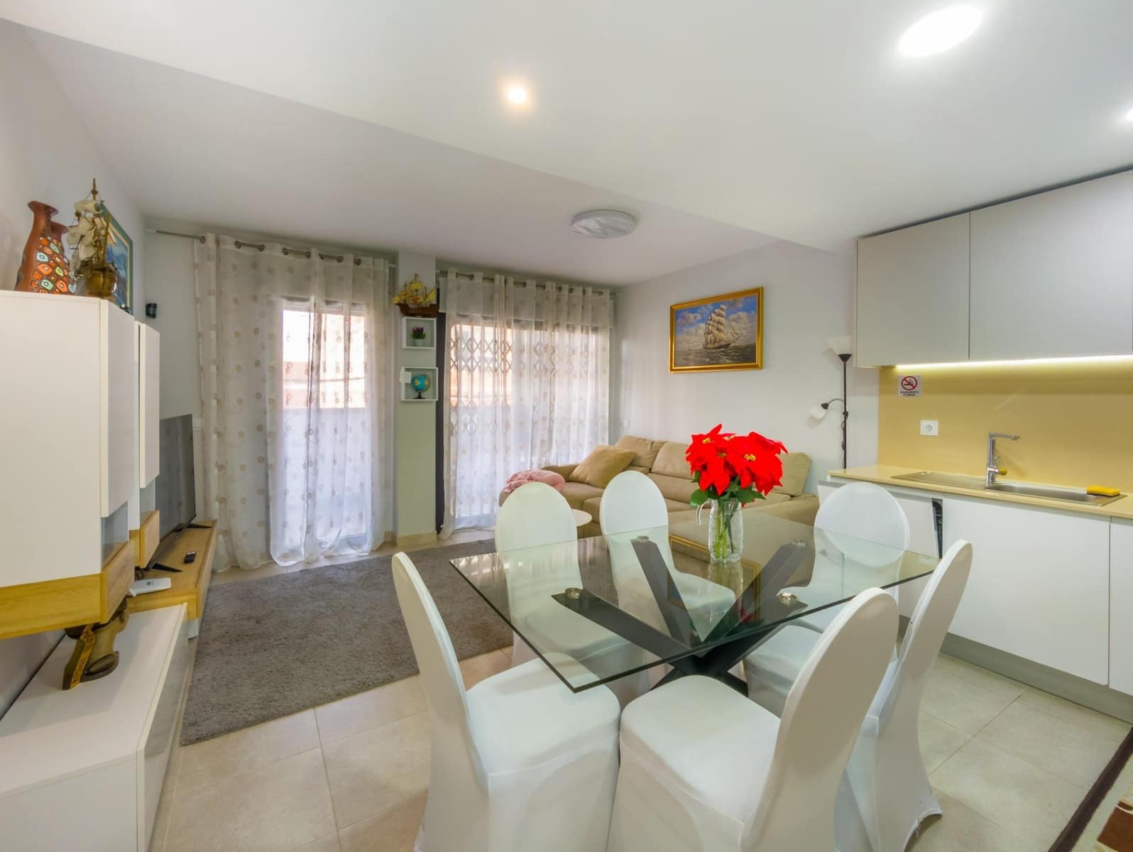 2 sypialnia Mieszkanie na sprzedaż w Torrevieja z basenem - 274 000 € (Ref: 9765155)