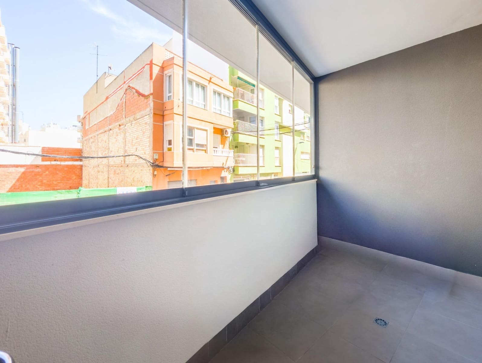 2 sypialnia Mieszkanie na sprzedaż w Torrevieja z basenem - 274 000 € (Ref: 9765155)