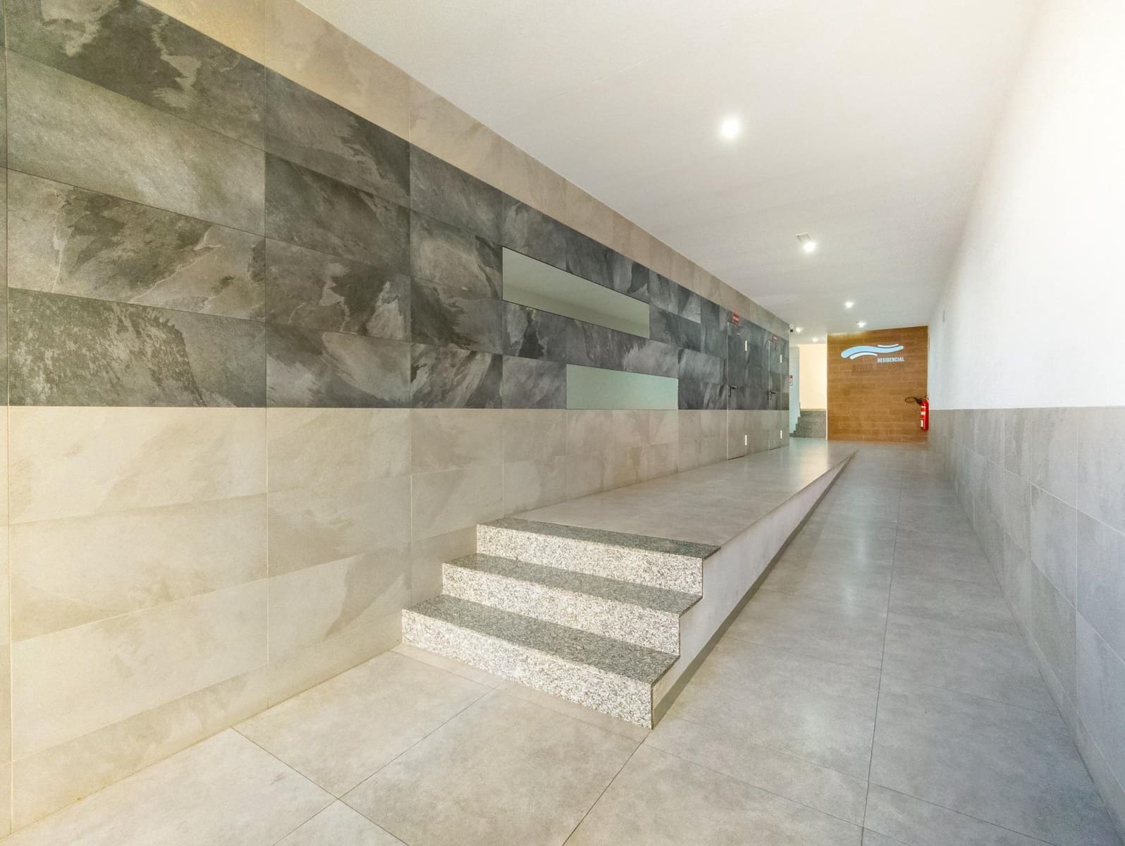 2 sypialnia Mieszkanie na sprzedaż w Torrevieja z basenem - 274 000 € (Ref: 9765155)