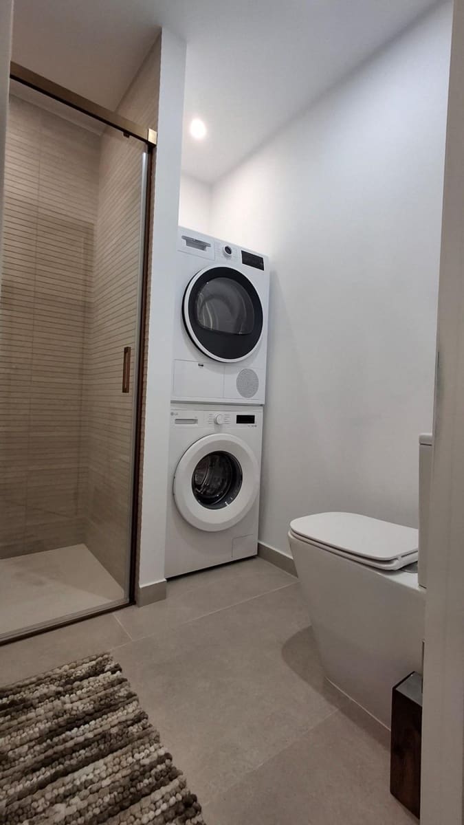 2 soverom Leilighet til salgs i Torrevieja - € 279 000 (Ref: 9765160)