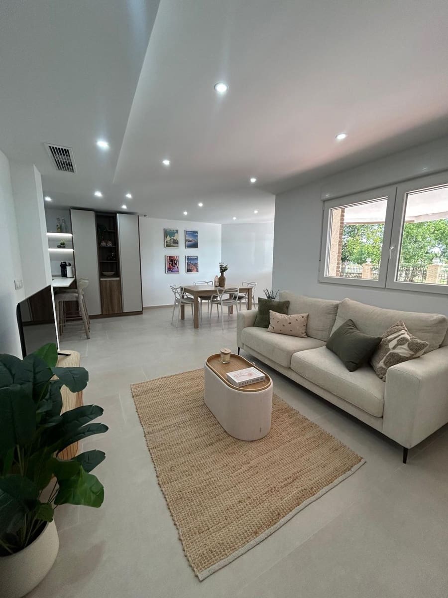 2 sypialnia Apartament na sprzedaż w Torrevieja - 289 900 € (Ref: 9765162)