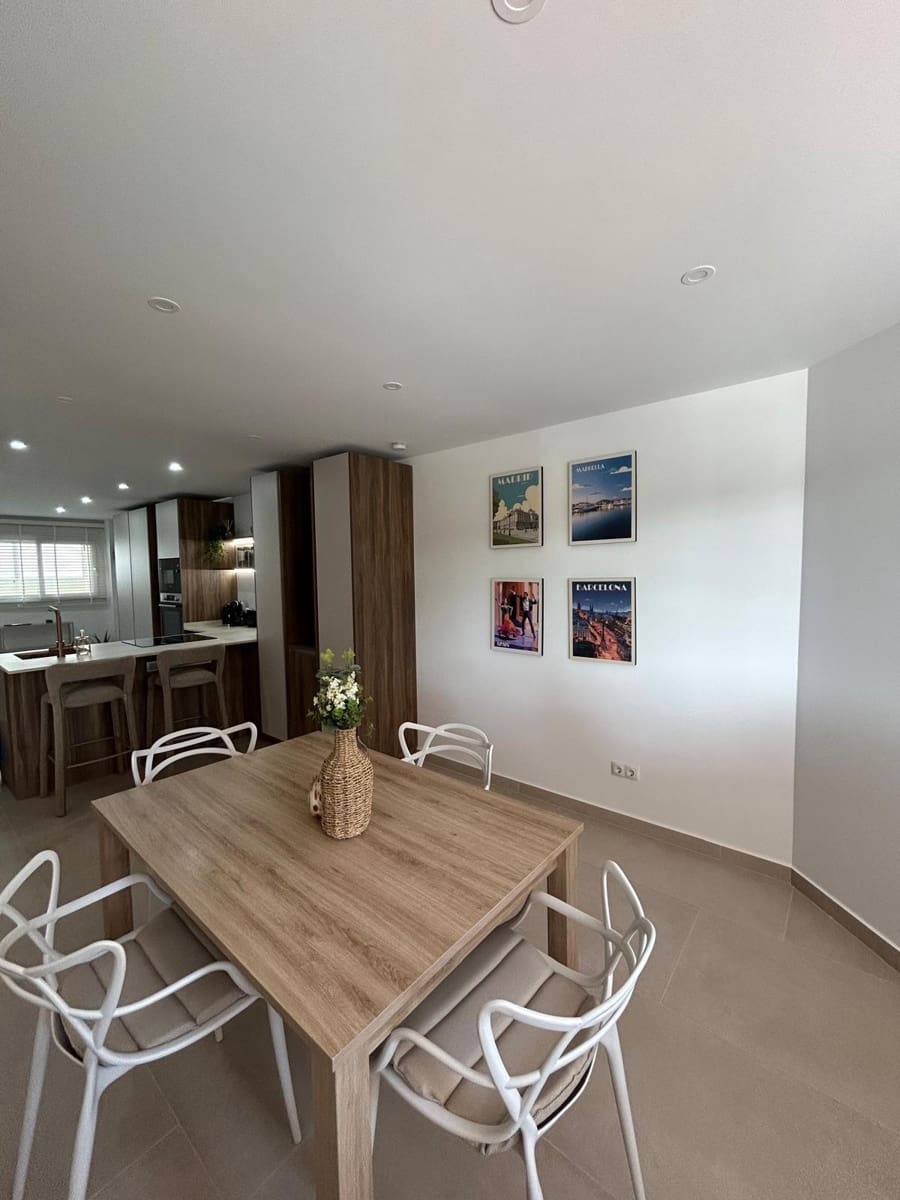 2 sypialnia Apartament na sprzedaż w Torrevieja - 289 900 € (Ref: 9765162)