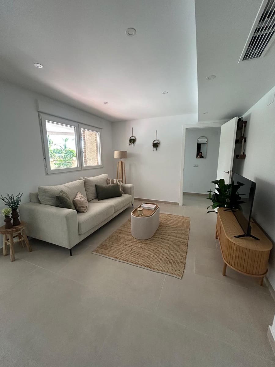 2 sypialnia Apartament na sprzedaż w Torrevieja - 289 900 € (Ref: 9765162)