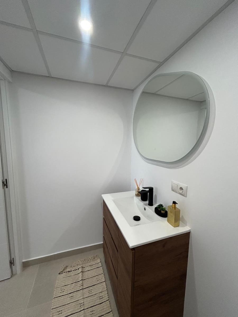 2 sypialnia Apartament na sprzedaż w Torrevieja - 289 900 € (Ref: 9765162)