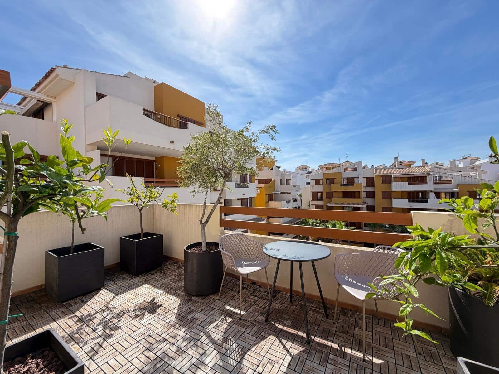 2 sovrum Takvåning till salu i Punta Prima med pool garage - 339 900 € (Ref: 9787014)