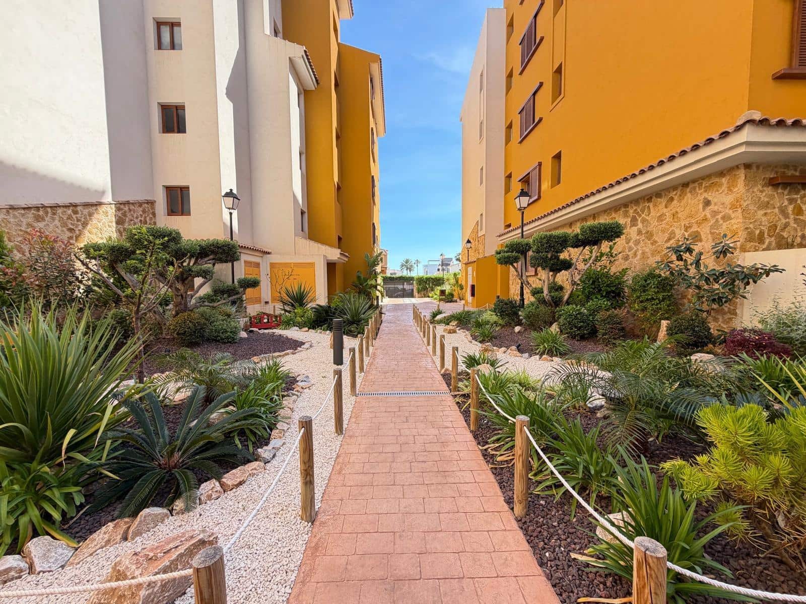 2 sovrum Takvåning till salu i Punta Prima med pool garage - 339 900 € (Ref: 9787014)