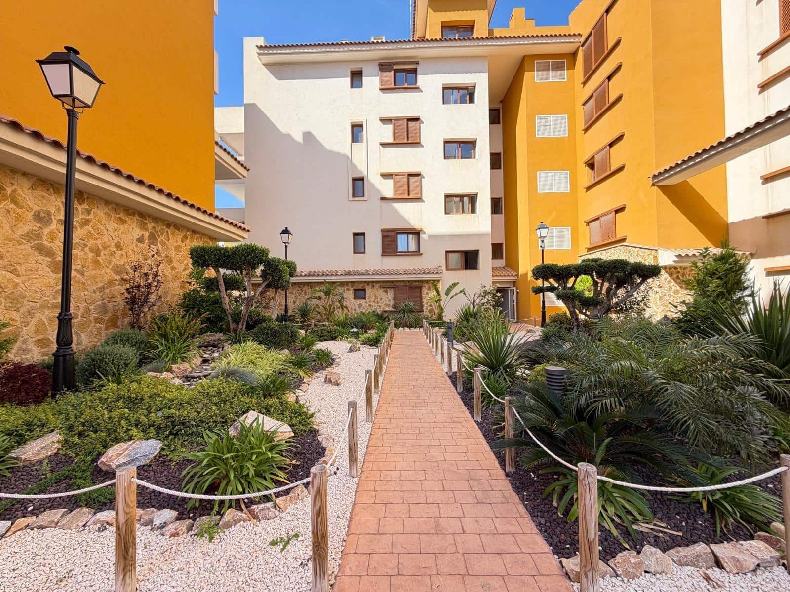 2 sovrum Takvåning till salu i Punta Prima med pool garage - 339 900 € (Ref: 9787014)