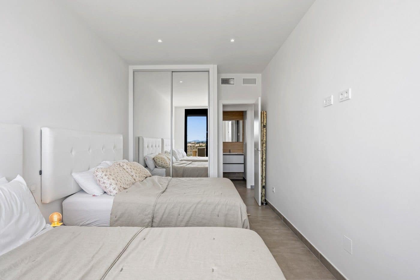 2 chambre Appartement à vendre à Orihuela Costa avec piscine garage - 349 000 € (Ref: 9788572)