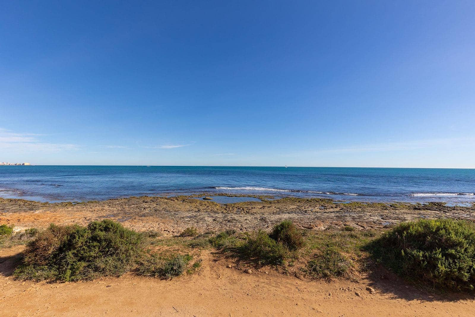 2 quarto Apartamento para venda em Punta Prima com piscina - 345 000 € (Ref: 9797342)