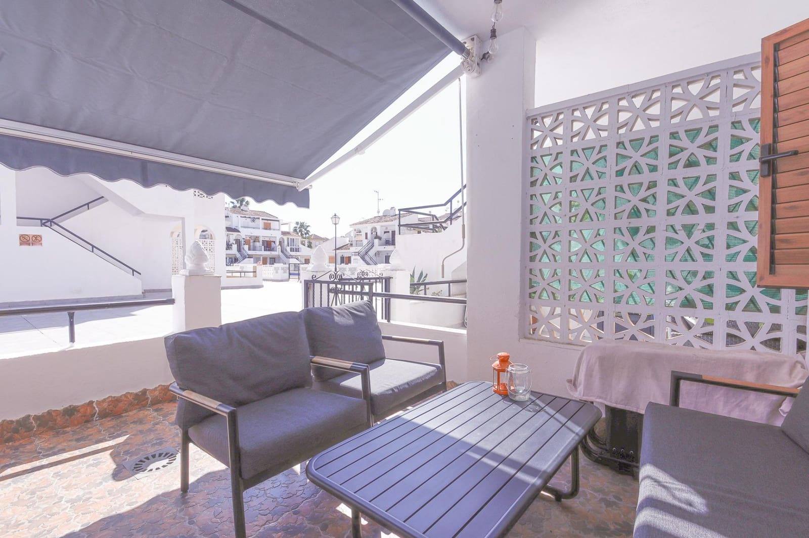 1 camera da letto Bungalow da affittare in Torrevieja con piscina - 680 € (Rif: 9799492)