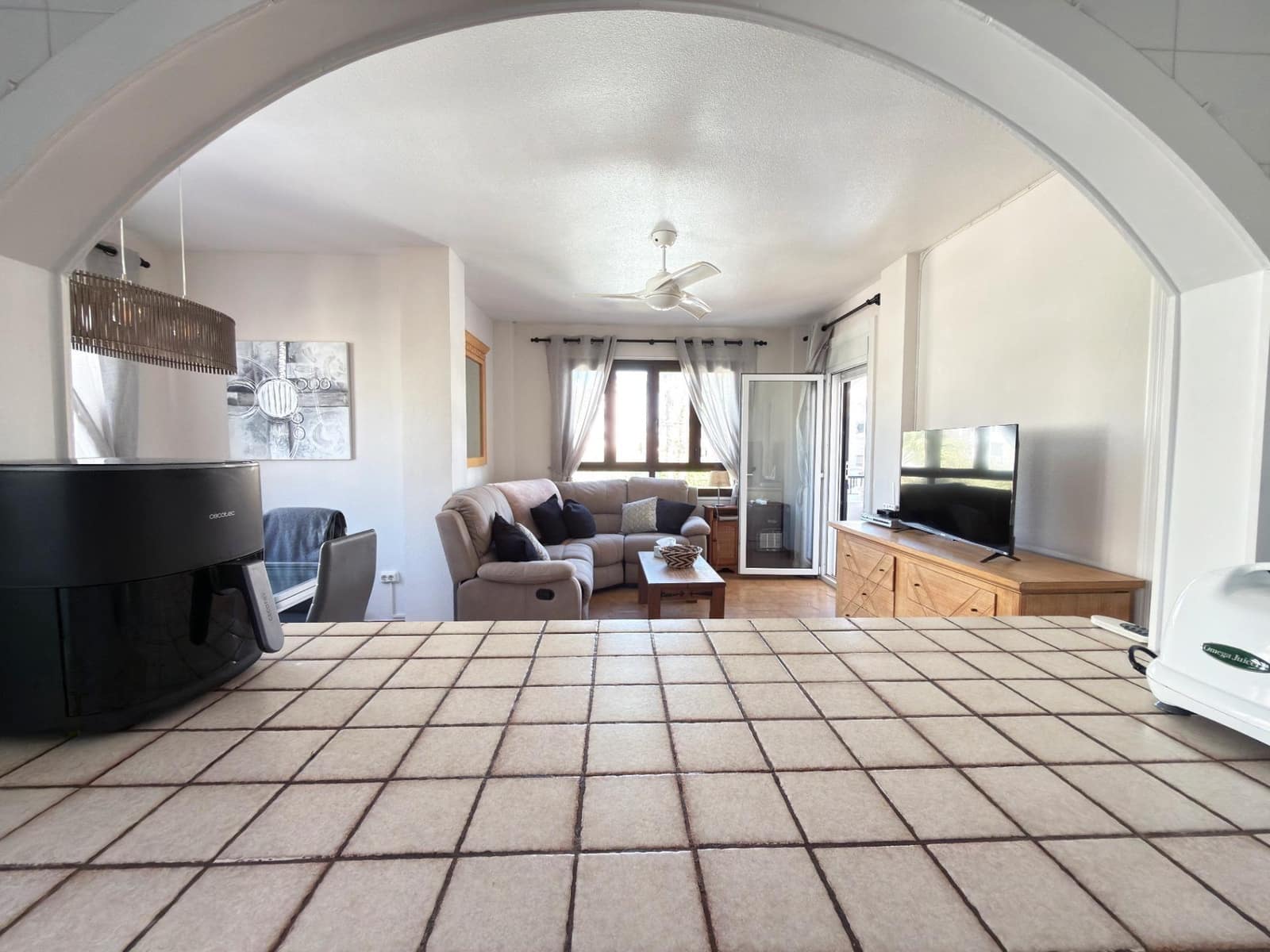 2 soveværelse Lejlighed til salg i Villamartin med swimmingpool - € 159.900 (Ref: 9800664)