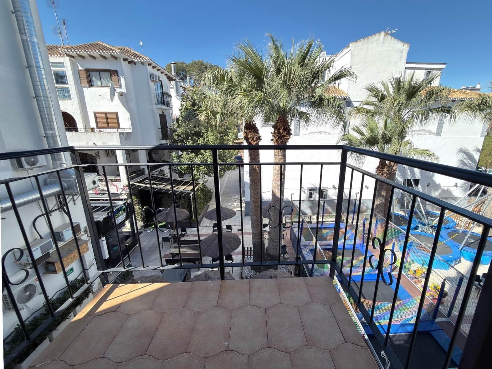 2 soveværelse Lejlighed til salg i Villamartin med swimmingpool - € 159.900 (Ref: 9800664)