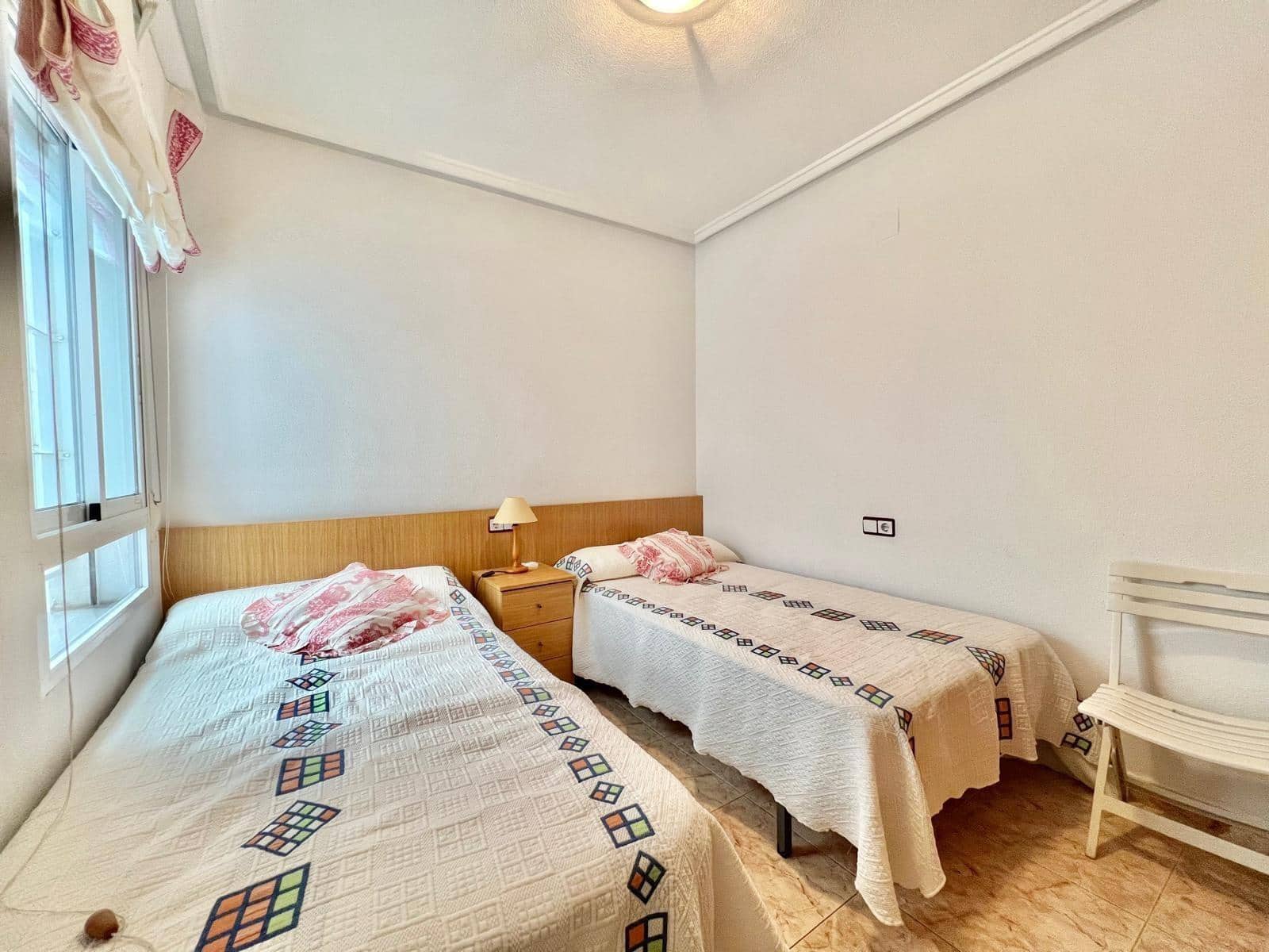 2 sypialnia Apartament na sprzedaż w Torrevieja - 169 900 € (Ref: 9800666)