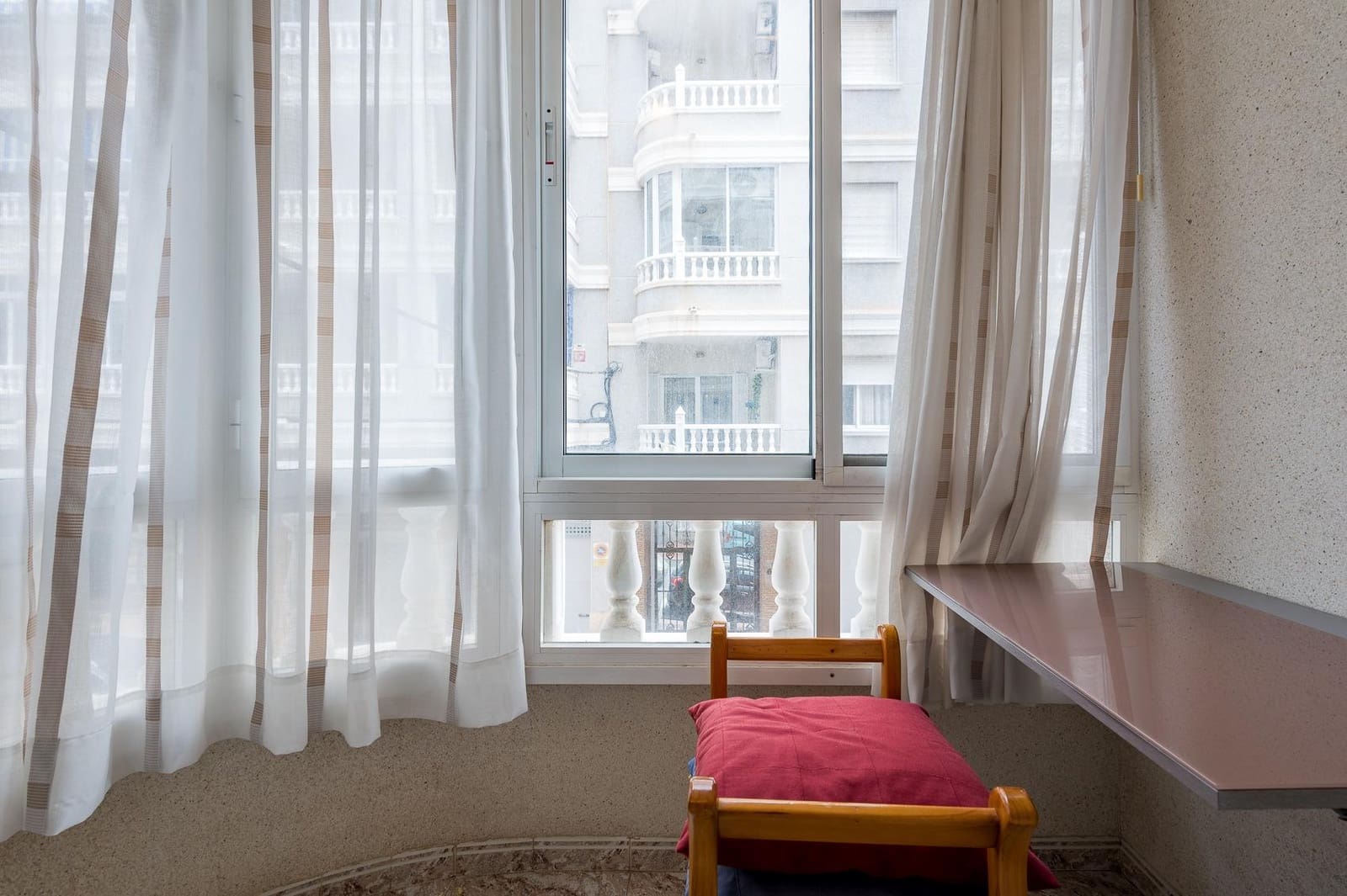 2 Zimmer Apartment zu verkaufen in Torrevieja mit Garage - 153.000 € (Ref: 9800667)