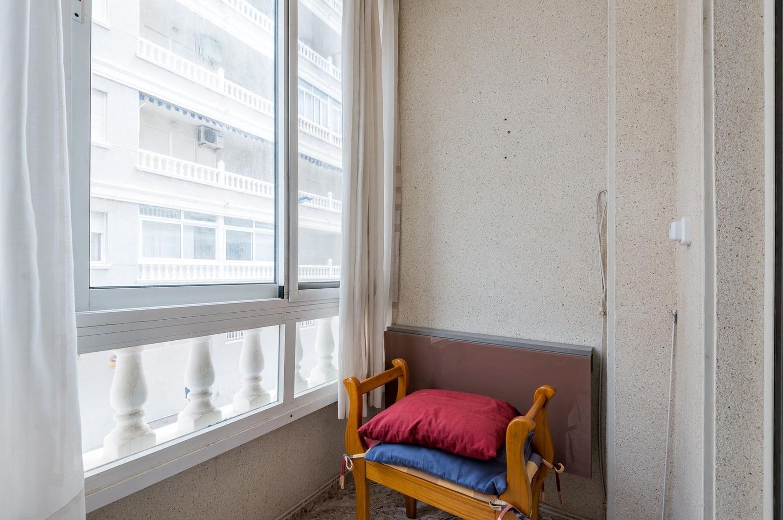 2 Zimmer Apartment zu verkaufen in Torrevieja mit Garage - 153.000 € (Ref: 9800667)