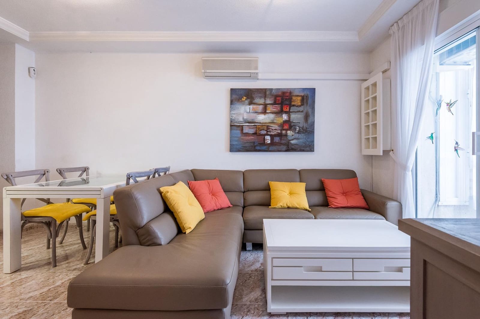 2 Zimmer Apartment zu verkaufen in Torrevieja mit Garage - 153.000 € (Ref: 9800667)