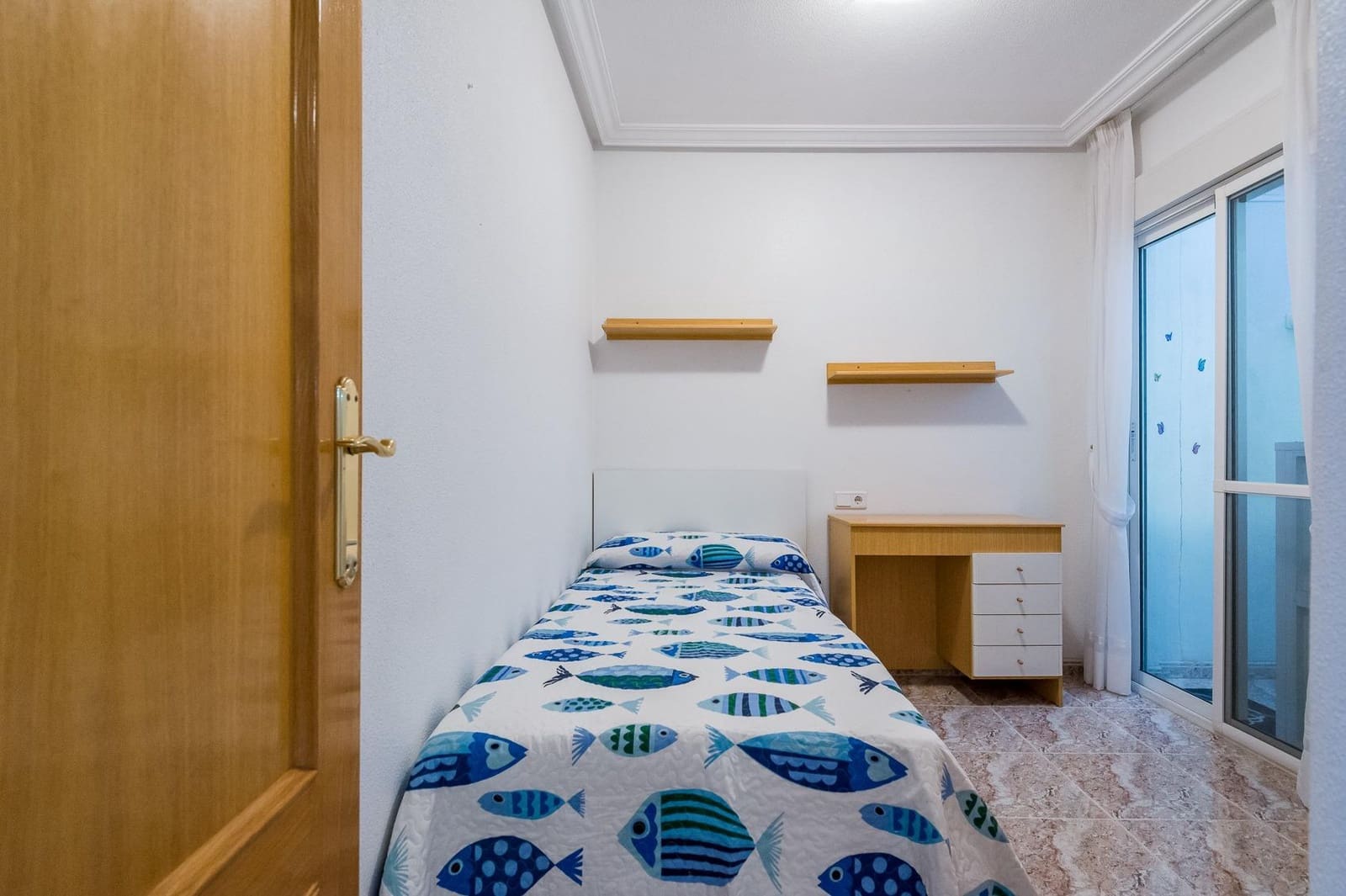 2 Zimmer Apartment zu verkaufen in Torrevieja mit Garage - 153.000 € (Ref: 9800667)