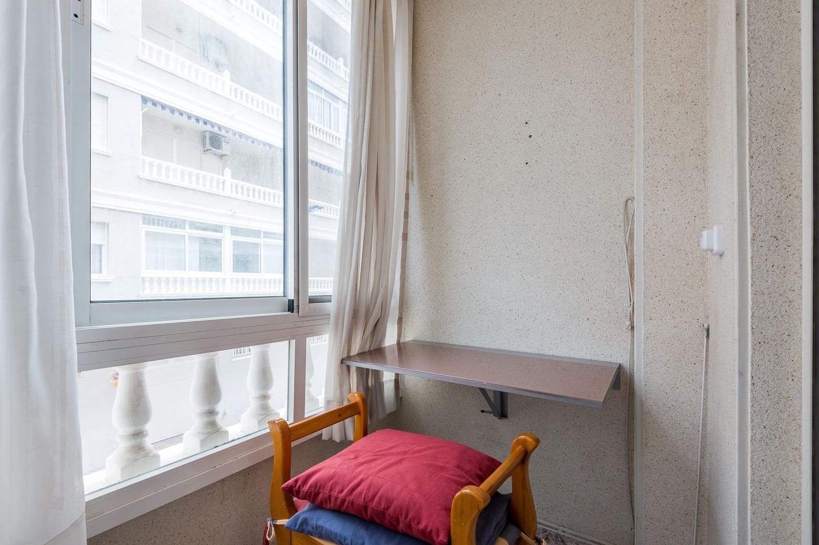 2 Zimmer Apartment zu verkaufen in Torrevieja mit Garage - 153.000 € (Ref: 9800667)