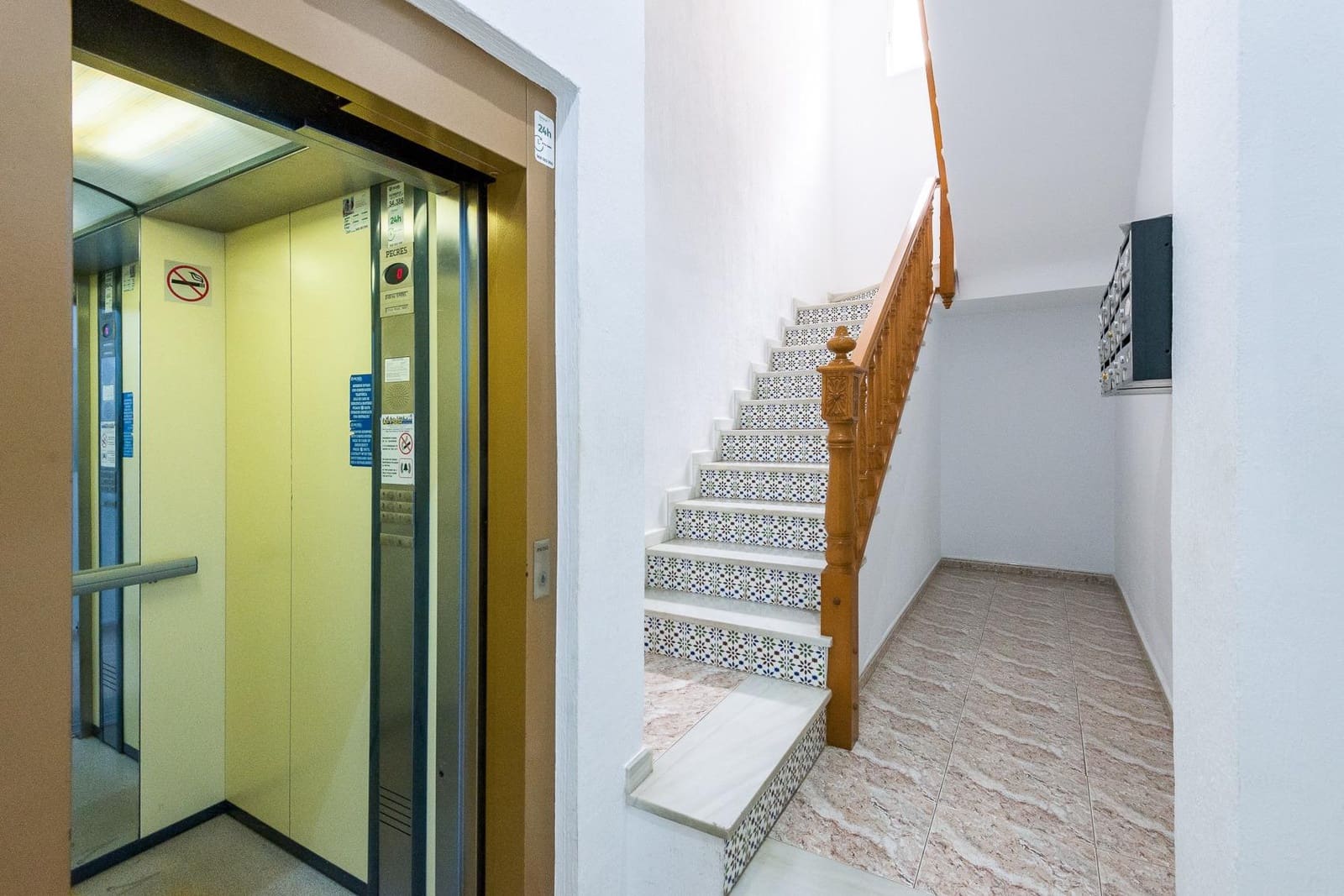 2 Zimmer Apartment zu verkaufen in Torrevieja mit Garage - 153.000 € (Ref: 9800667)