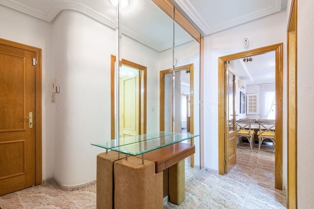 2 Zimmer Apartment zu verkaufen in Playa del Cura, Torrevieja mit Garage - 153.000 € (Ref: 9800667)