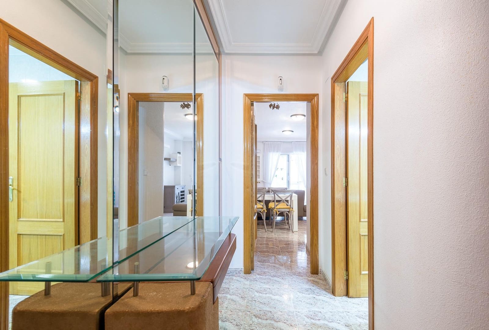 2 Zimmer Apartment zu verkaufen in Torrevieja mit Garage - 153.000 € (Ref: 9800667)