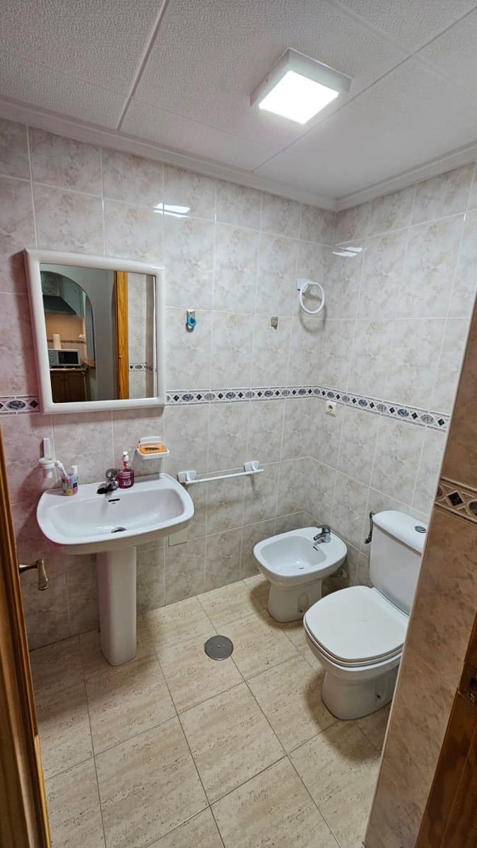 1 Zimmer Apartment zu verkaufen in Torrevieja - 119.900 € (Ref: 9800668)