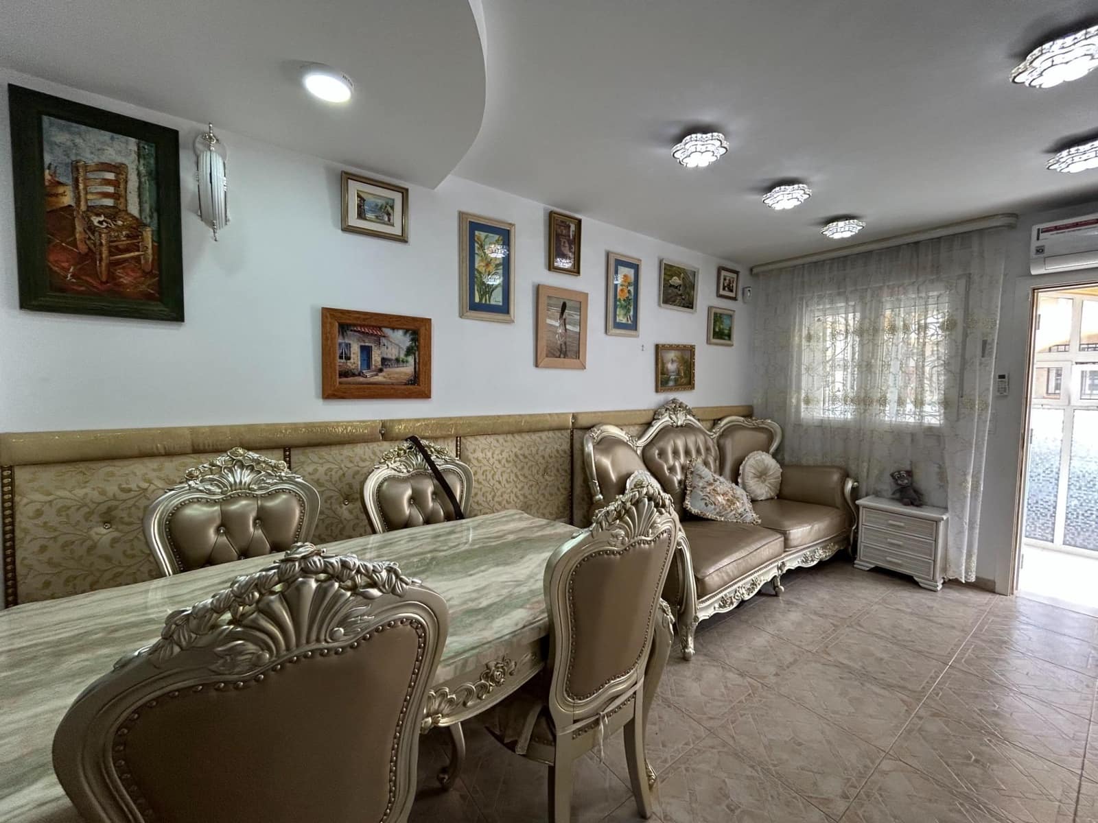 4 sovrum Lägenhet till salu i Playa Flamenca med pool garage - 210 000 € (Ref: 9804579)