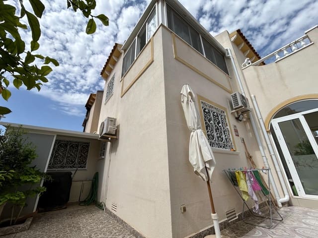 4 sovrum Lägenhet till salu i Playa Flamenca, Orihuela med pool garage - 210 000 € (Ref: 9804579)