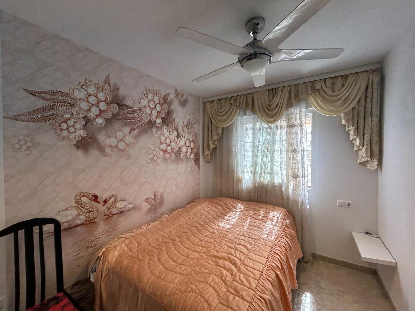 4 sovrum Lägenhet till salu i Playa Flamenca med pool garage - 210 000 € (Ref: 9804579)