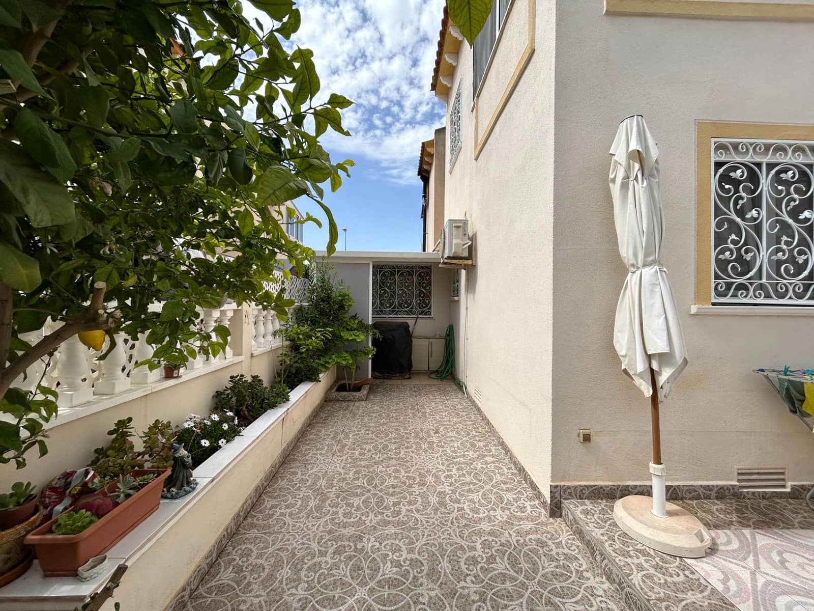 4 sovrum Lägenhet till salu i Playa Flamenca med pool garage - 210 000 € (Ref: 9804579)